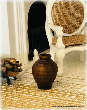 Aged Vase - Miniature