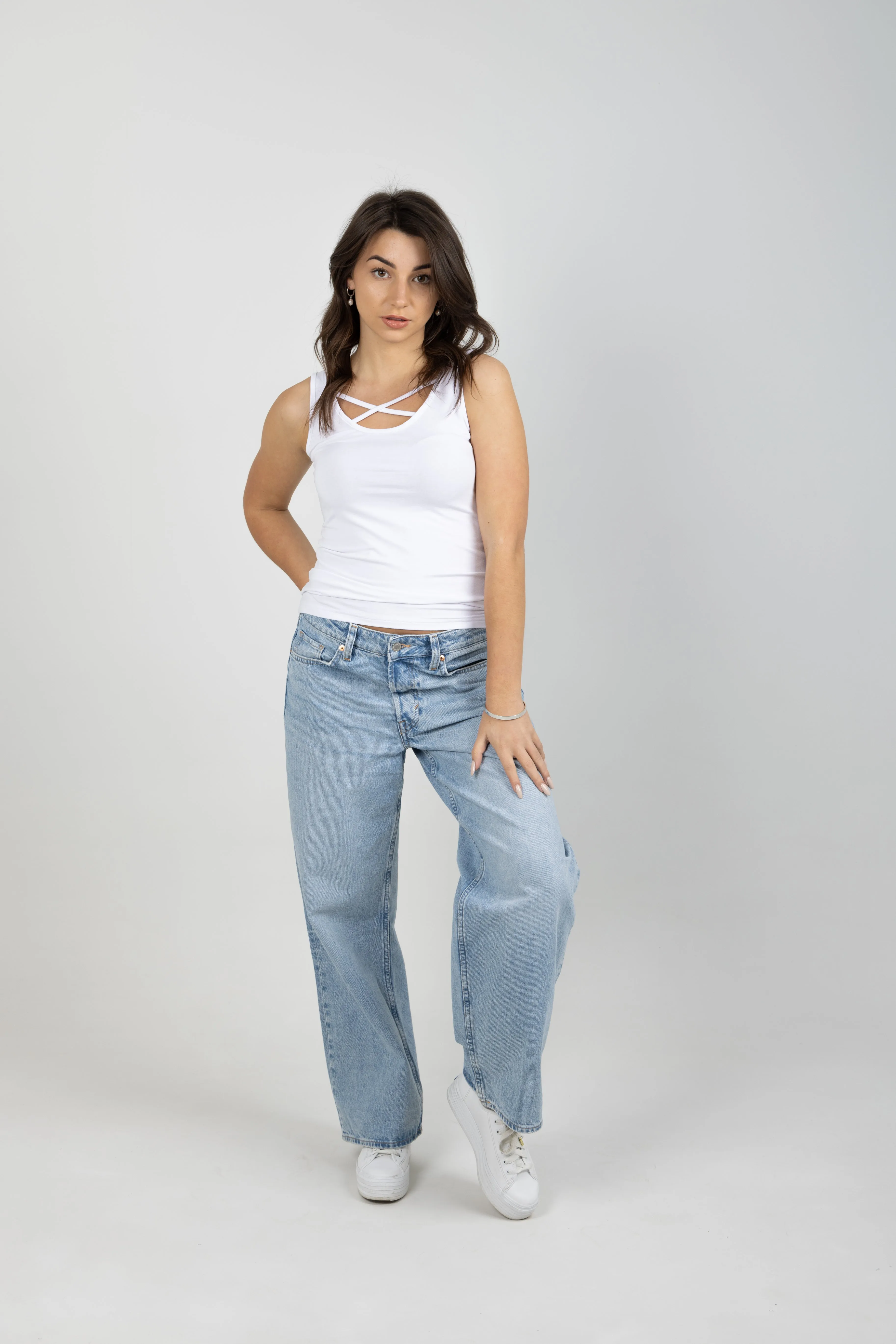 ARIANA TANK WHITE