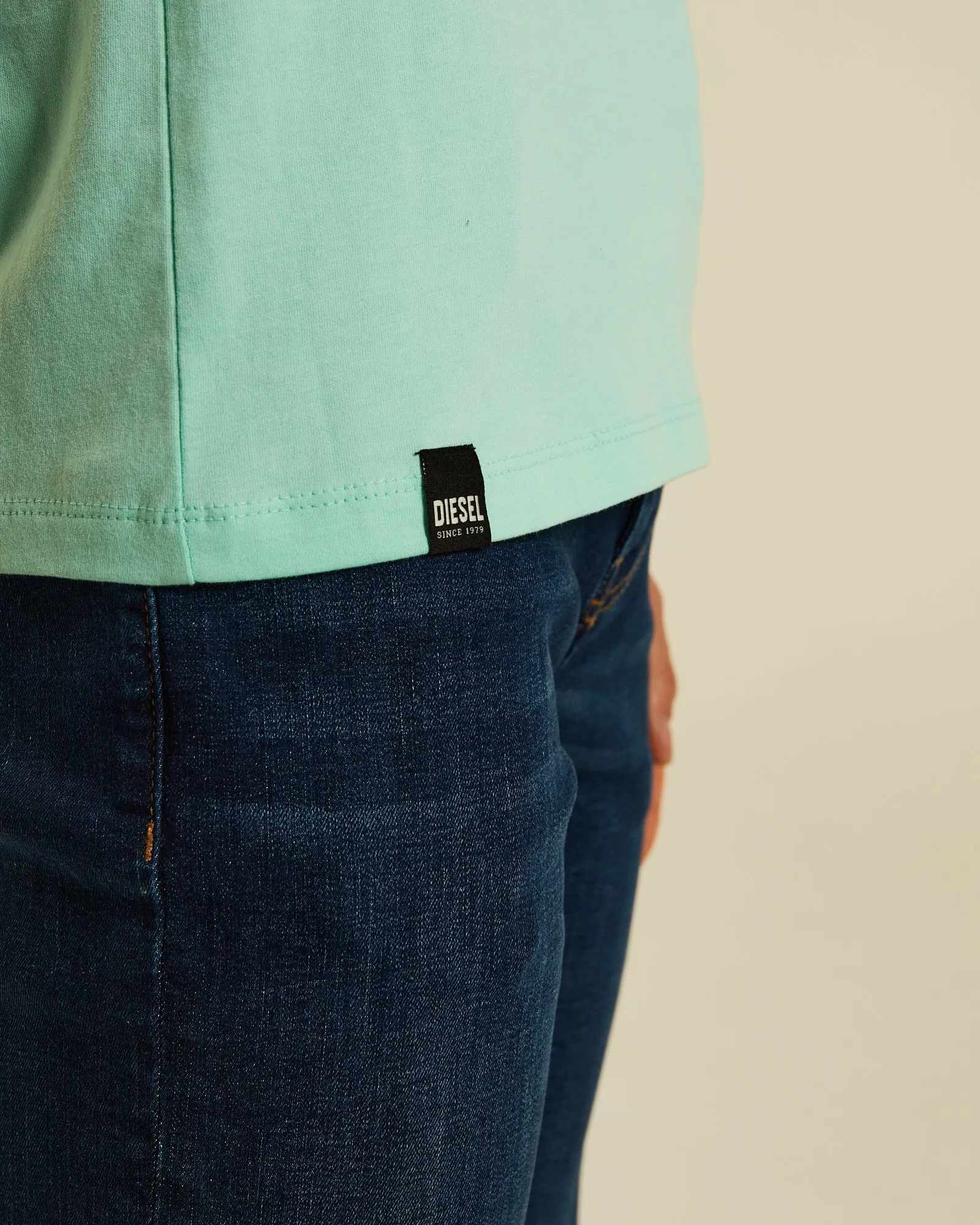 Basic Caden O Neck Tee Cool Mint