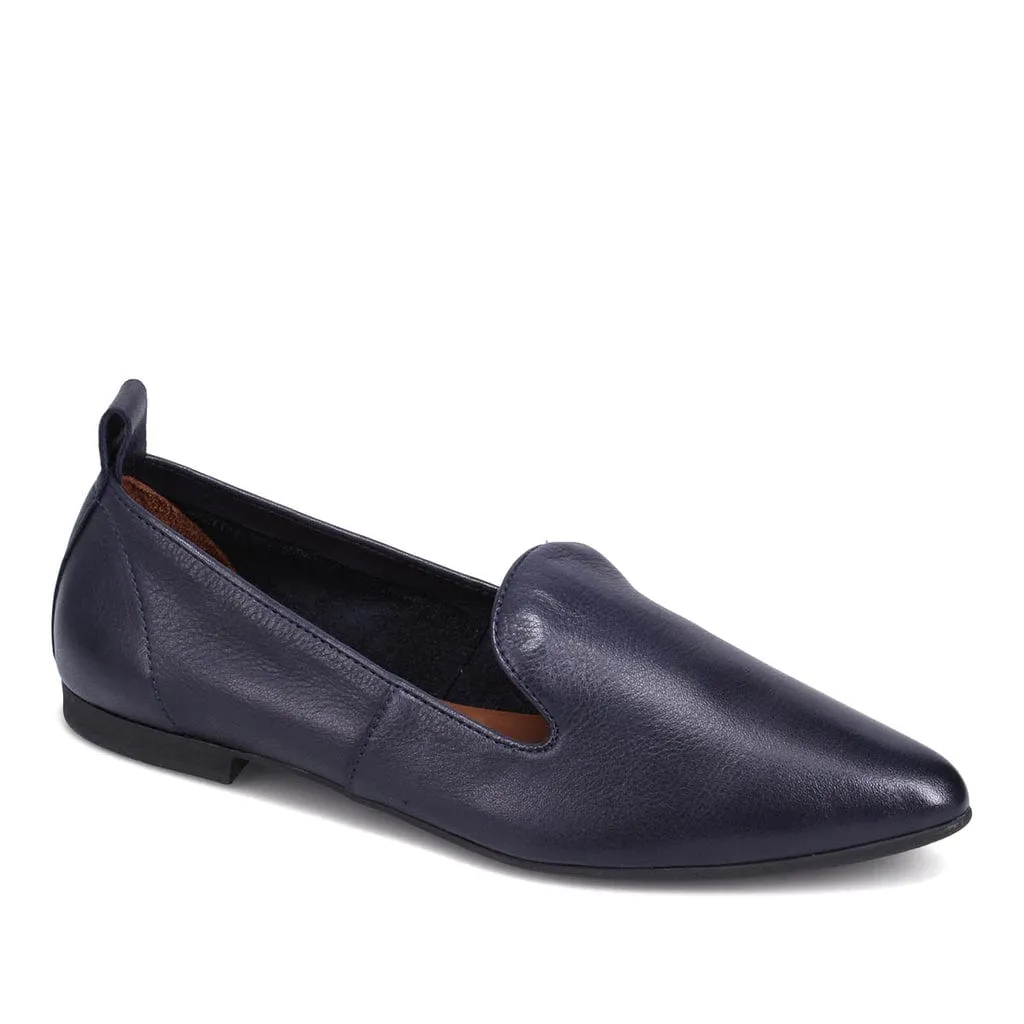 Bueno Women's Izzy Ballet Flats- Navy