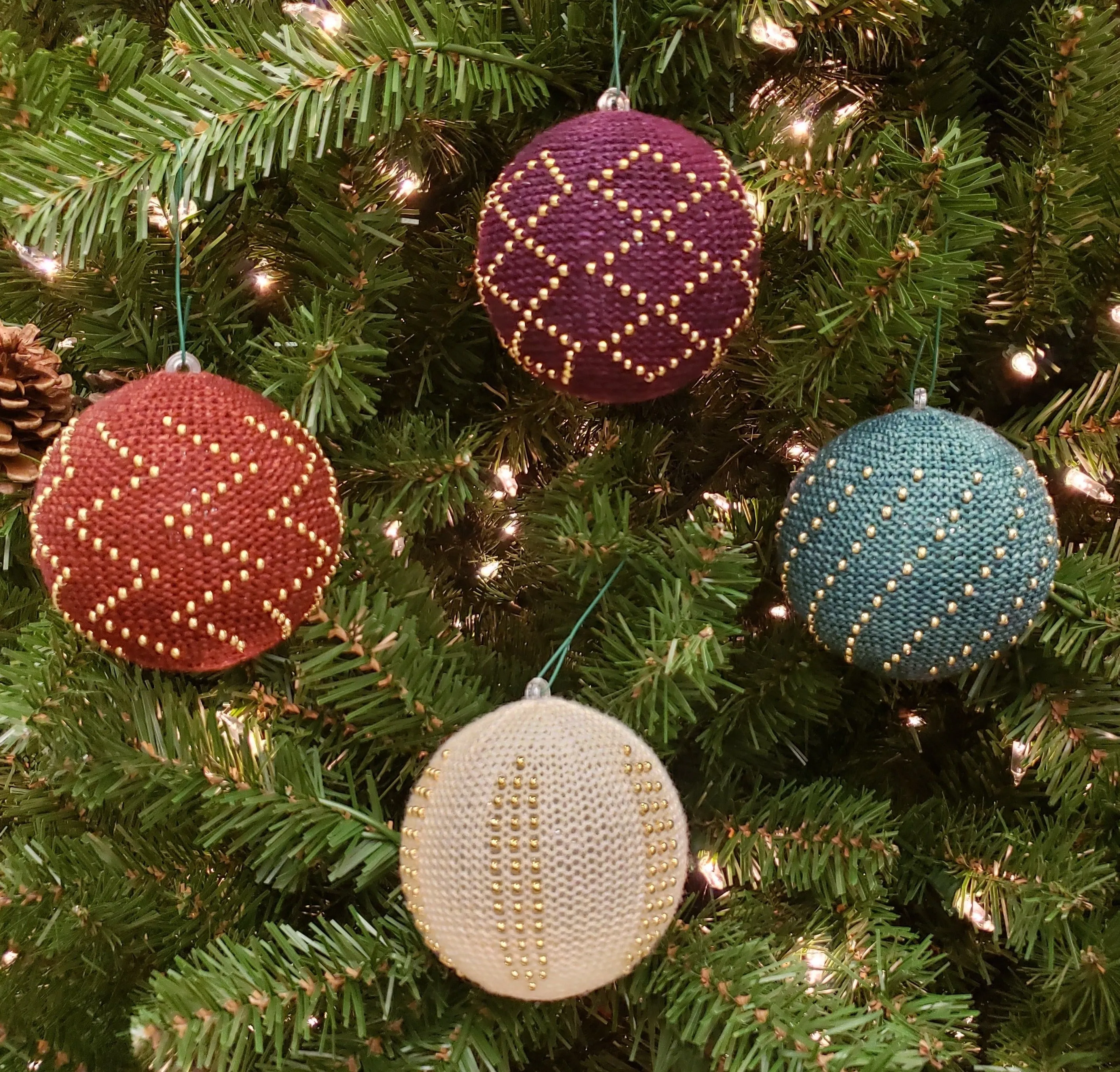 Chaos Ornament Sleeves (12) - Knit
