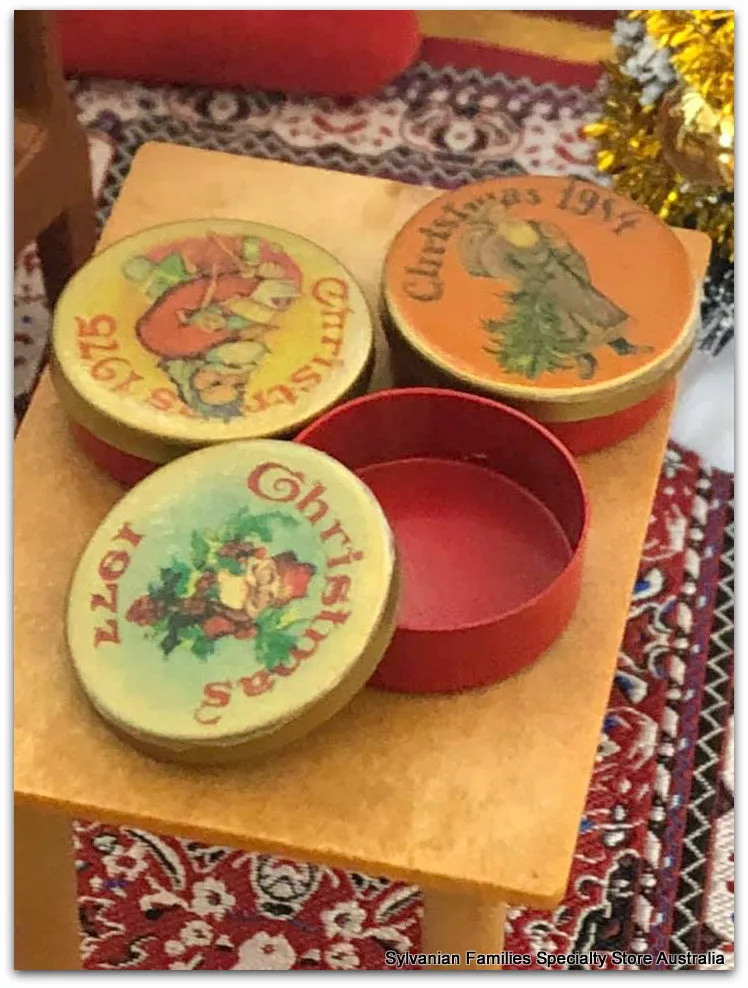 Christmas biscuit tins x 3 - miniature