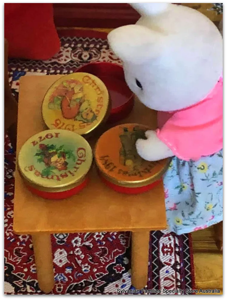 Christmas biscuit tins x 3 - miniature