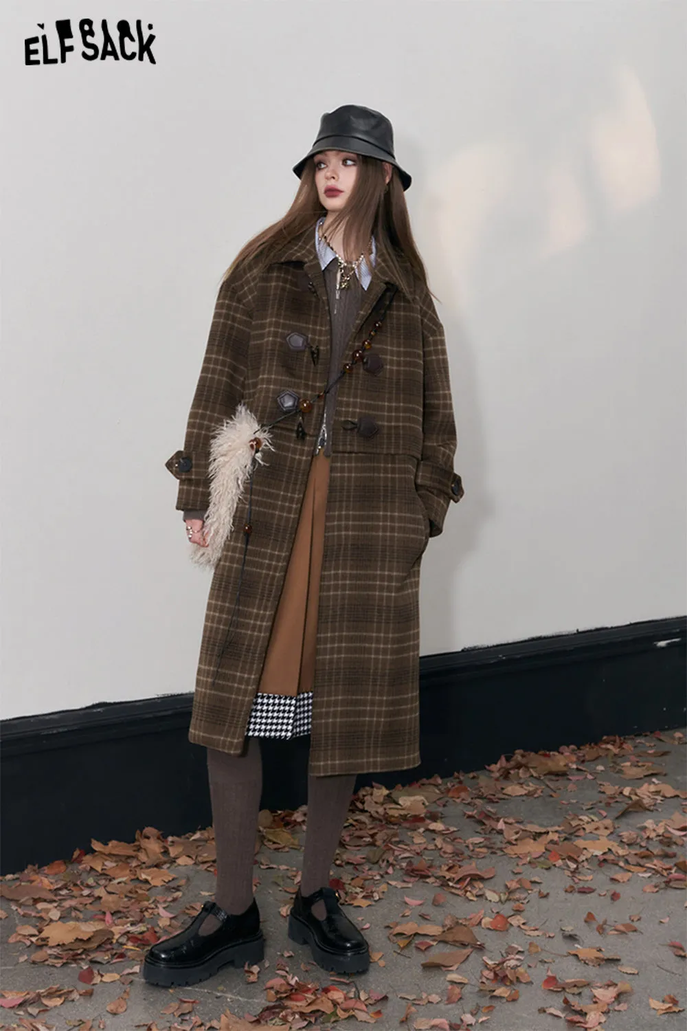 ELFSACK Retro Plaid Warm Wool Coats Women 2023 Winter Korean Fashion Long Outwears