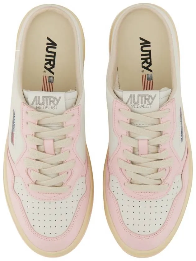 "MEDALIST MULE" SNEAKER