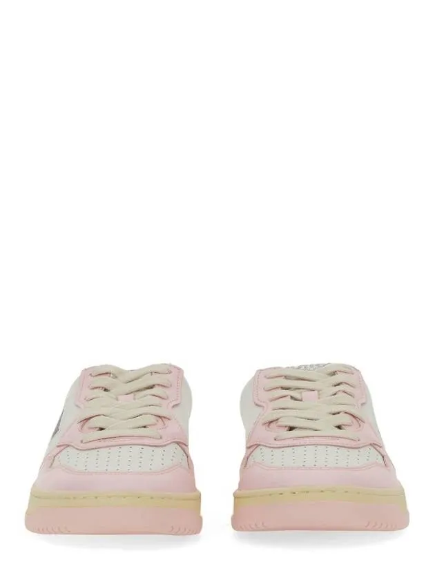 "MEDALIST MULE" SNEAKER