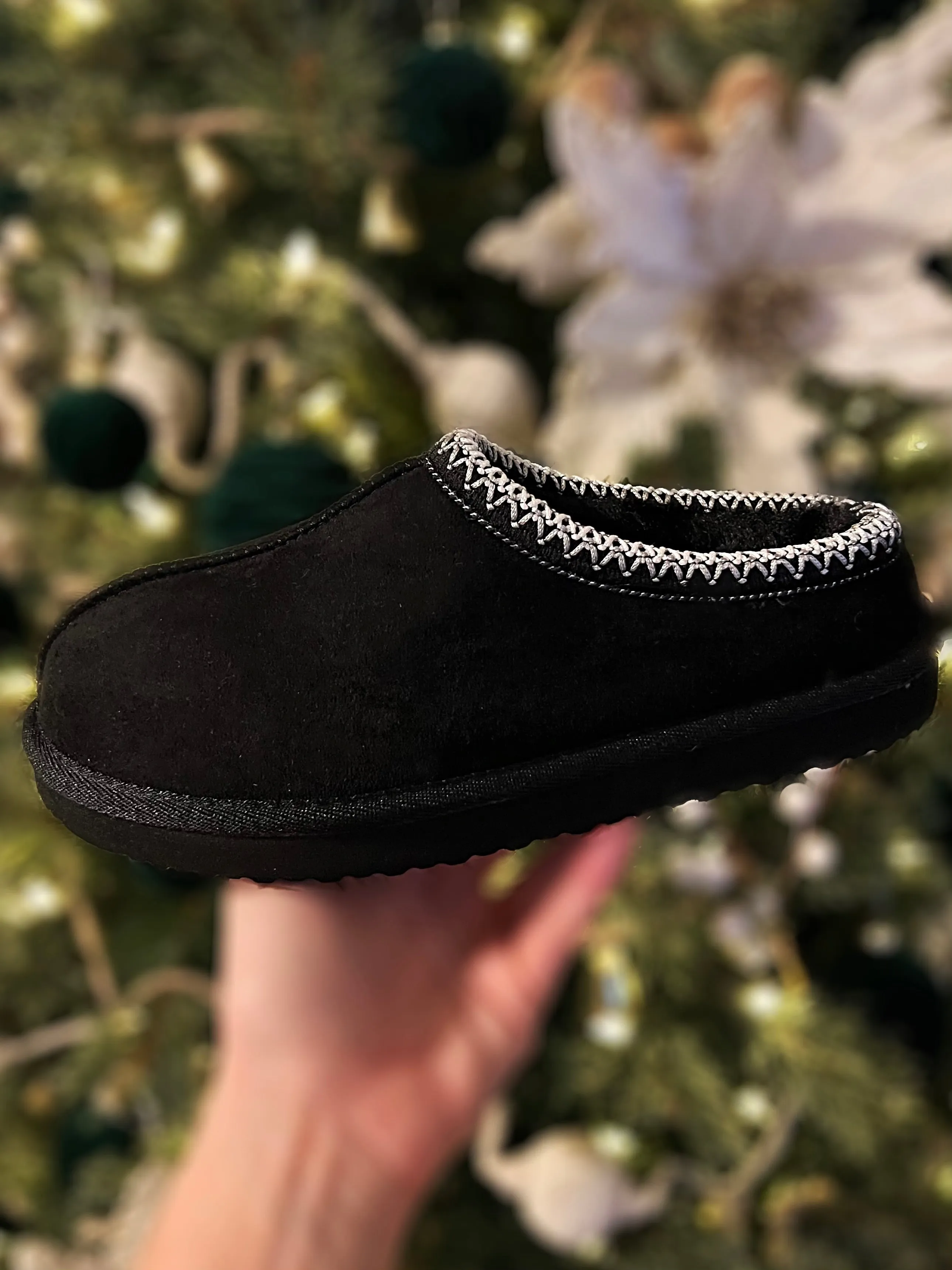 Walking Cozy Regular Slip Ons- Black