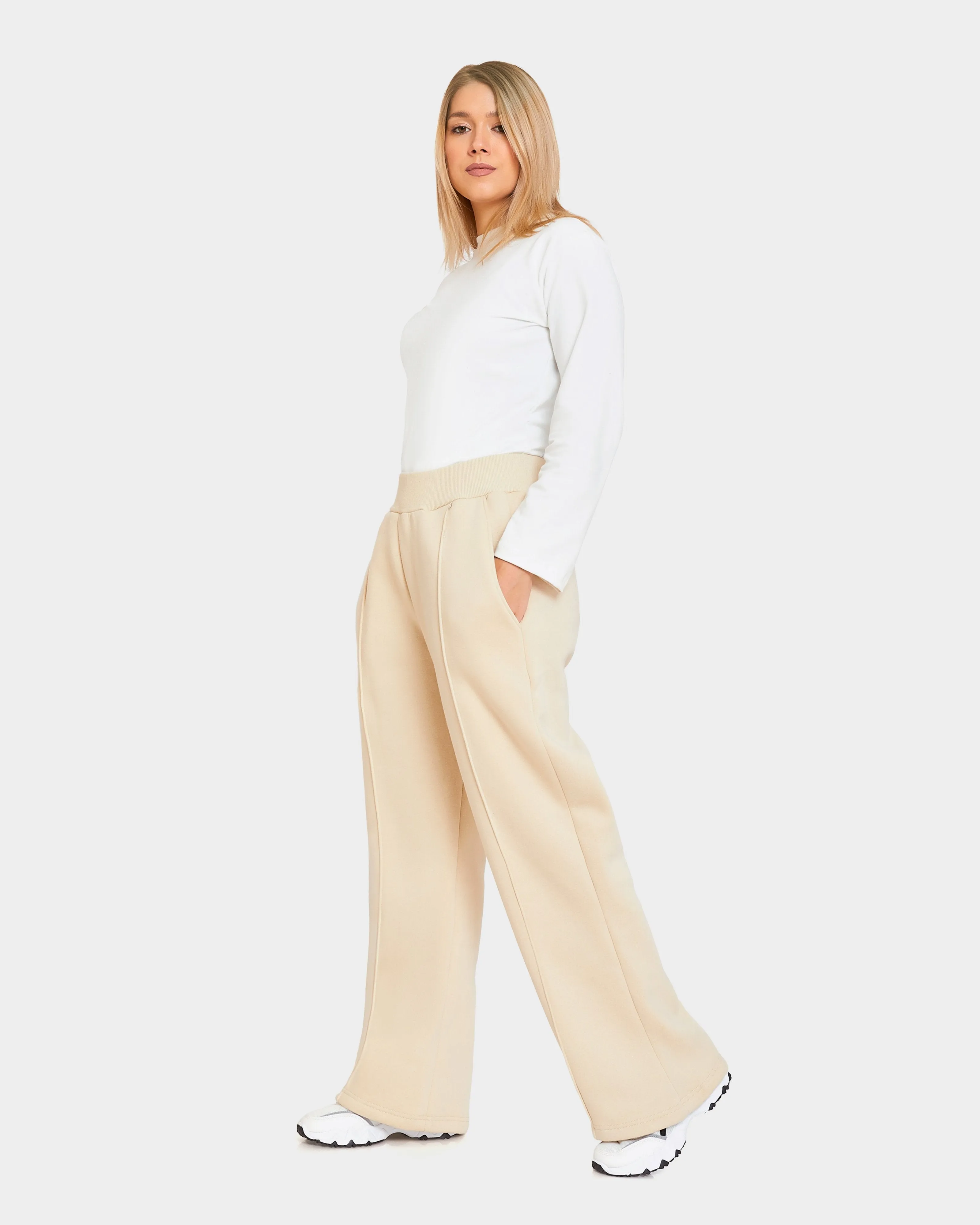 Wide Leg Sweatpants With Pintuck
