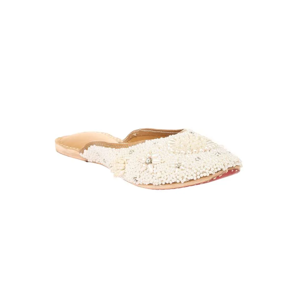 Women White Mules | Finely Crafted | Ethnic Flats for Wedding